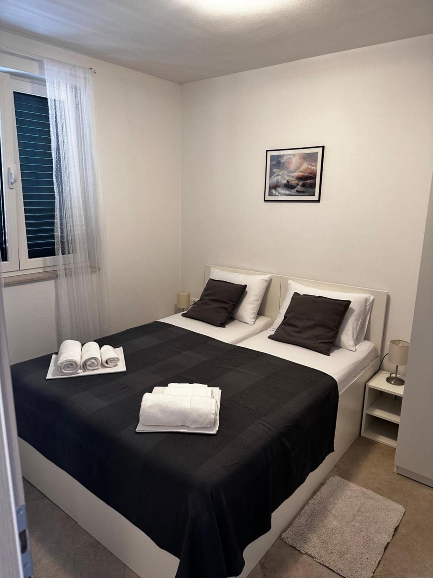 Divine Apartments Baška Exteriör bild