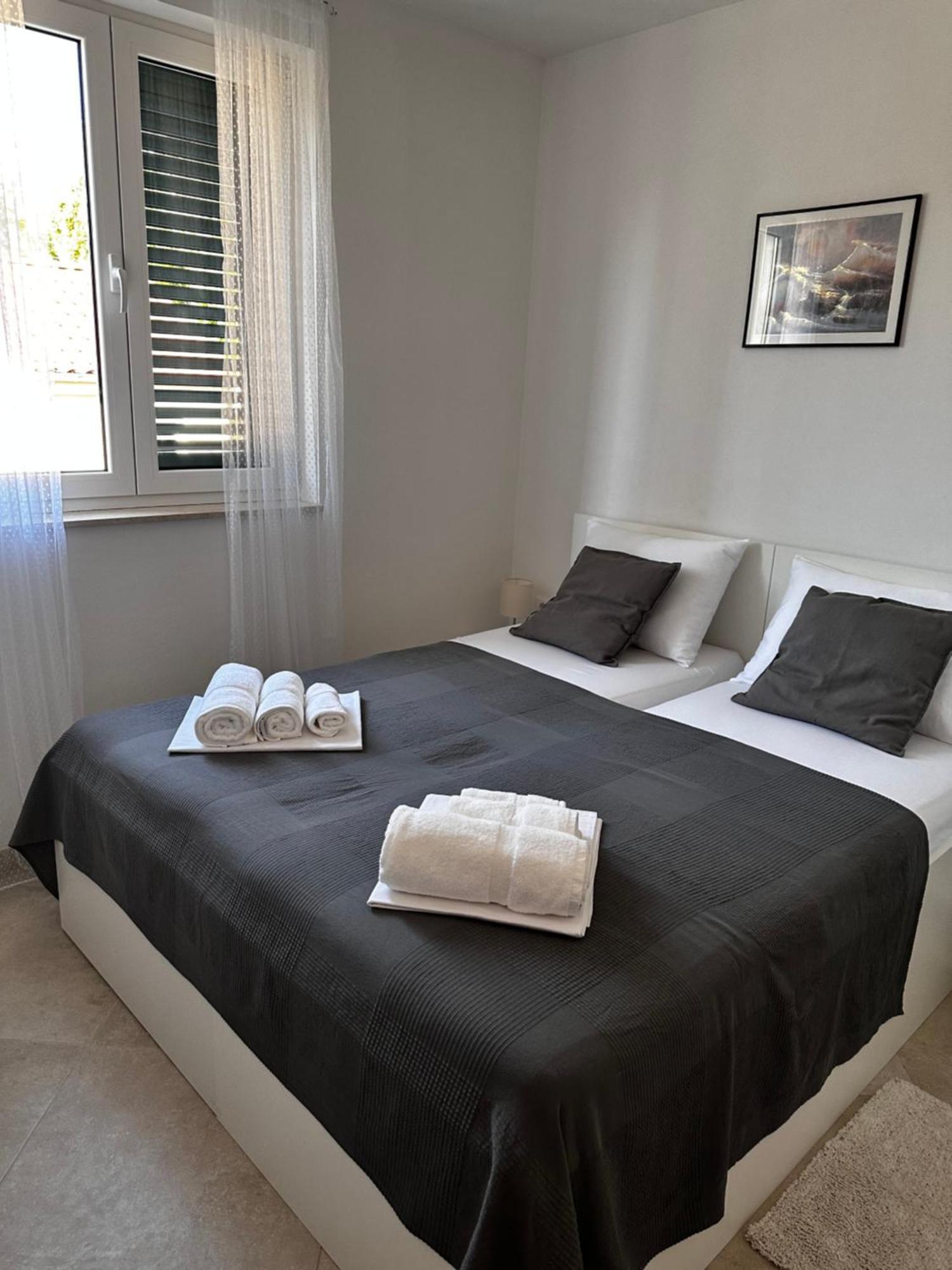Divine Apartments Baška Exteriör bild