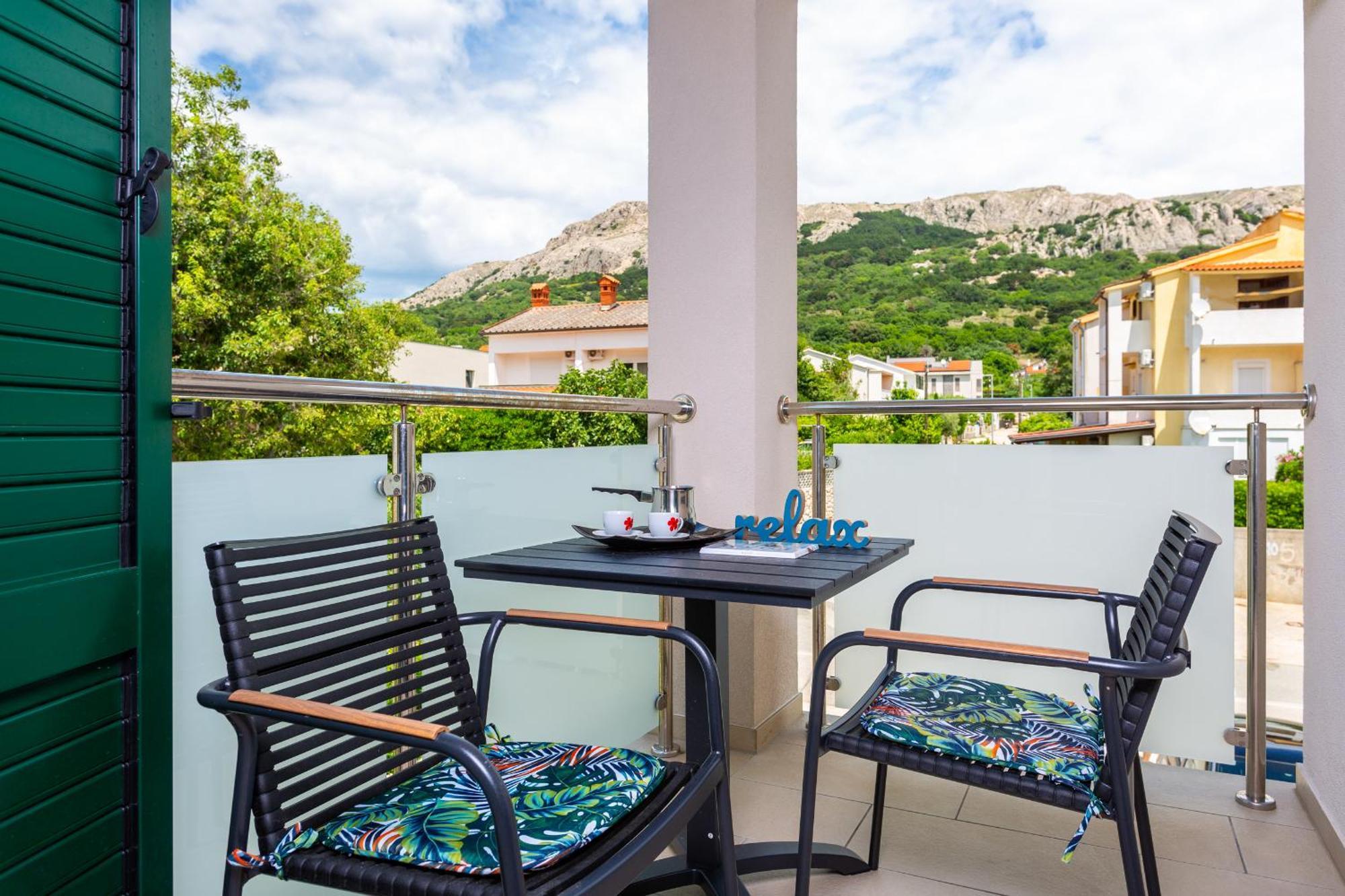 Divine Apartments Baška Exteriör bild