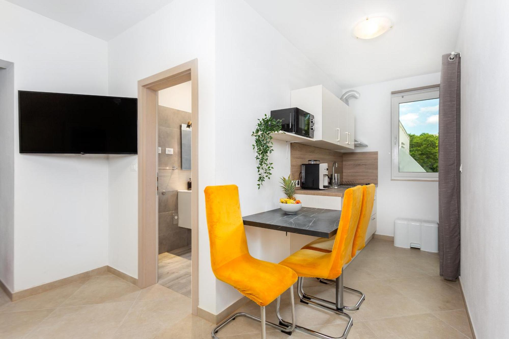 Divine Apartments Baška Exteriör bild